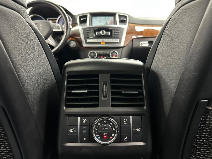 2013 Mercedes-Benz GL-Class 4MATIC 4dr GL 550, available for sale in Elizabeth, New Jersey | M Auto Group. Elizabeth, New Jersey 2013 Mercedes-Benz GL-Class 4MATIC 4dr GL 550, available for sale in Elizabeth, New Jersey | M Auto Group. Elizabeth, New Jersey