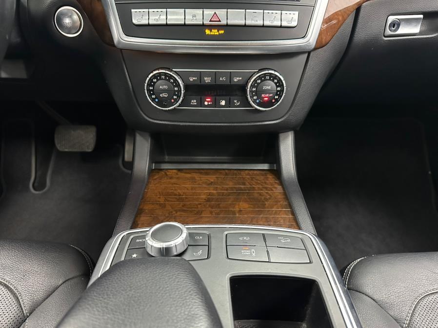 2013 Mercedes-Benz GL-Class 4MATIC 4dr GL 550, available for sale in Elizabeth, New Jersey | M Auto Group. Elizabeth, New Jersey 2013 Mercedes-Benz GL-Class 4MATIC 4dr GL 550, available for sale in Elizabeth, New Jersey | M Auto Group. Elizabeth, New Jersey