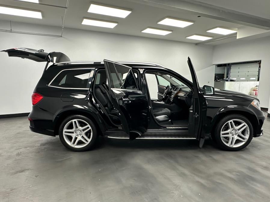 2013 Mercedes-Benz GL-Class 4MATIC 4dr GL 550, available for sale in Elizabeth, New Jersey | M Auto Group. Elizabeth, New Jersey 2013 Mercedes-Benz GL-Class 4MATIC 4dr GL 550, available for sale in Elizabeth, New Jersey | M Auto Group. Elizabeth, New Jersey