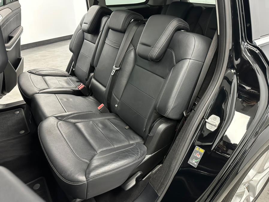 2013 Mercedes-Benz GL-Class 4MATIC 4dr GL 550, available for sale in Elizabeth, New Jersey | M Auto Group. Elizabeth, New Jersey 2013 Mercedes-Benz GL-Class 4MATIC 4dr GL 550, available for sale in Elizabeth, New Jersey | M Auto Group. Elizabeth, New Jersey