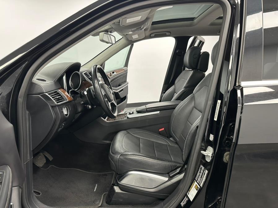 2013 Mercedes-Benz GL-Class 4MATIC 4dr GL 550, available for sale in Elizabeth, New Jersey | M Auto Group. Elizabeth, New Jersey 2013 Mercedes-Benz GL-Class 4MATIC 4dr GL 550, available for sale in Elizabeth, New Jersey | M Auto Group. Elizabeth, New Jersey