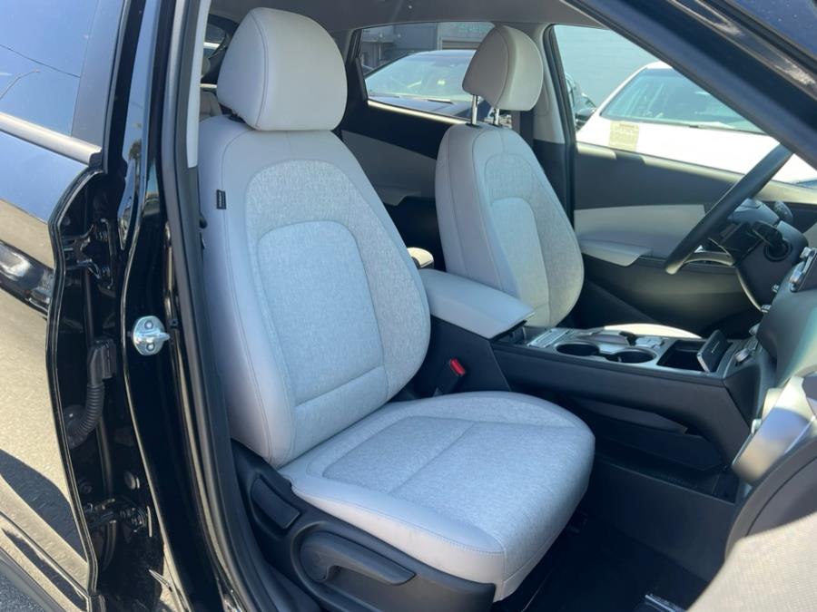 2023 Hyundai Kona Electric SE FWD, available for sale in Daly City, California | Green Light Auto Wholesale. Daly City, California 2023 Hyundai Kona Electric SE FWD, available for sale in Daly City, California | Green Light Auto Wholesale. Daly City, California