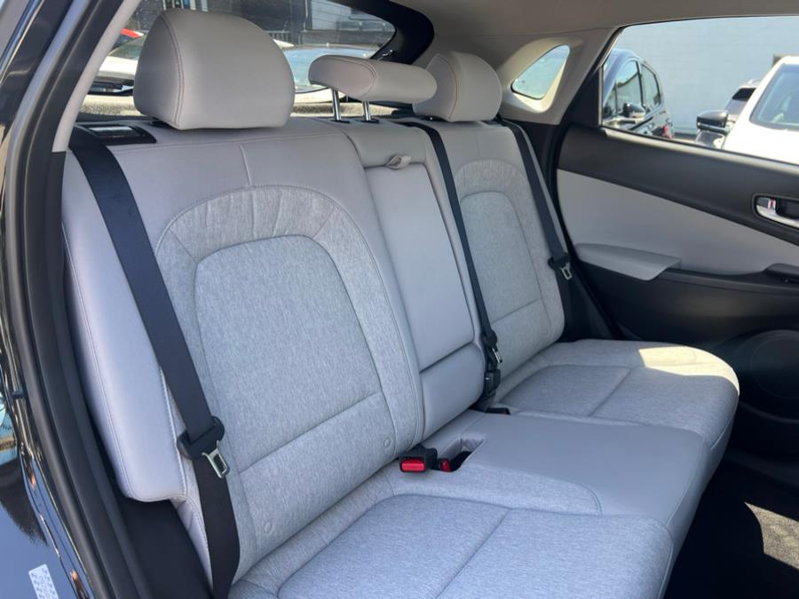 2023 Hyundai Kona Electric SE FWD, available for sale in Daly City, California | Green Light Auto Wholesale. Daly City, California 2023 Hyundai Kona Electric SE FWD, available for sale in Daly City, California | Green Light Auto Wholesale. Daly City, California