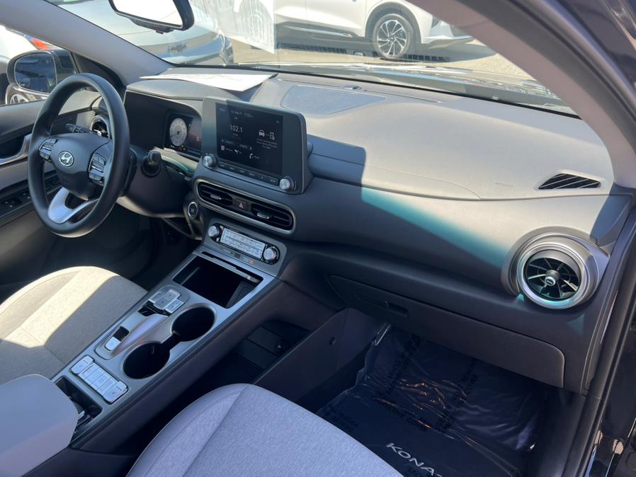 2023 Hyundai Kona Electric SE FWD, available for sale in Daly City, California | Green Light Auto Wholesale. Daly City, California 2023 Hyundai Kona Electric SE FWD, available for sale in Daly City, California | Green Light Auto Wholesale. Daly City, California
