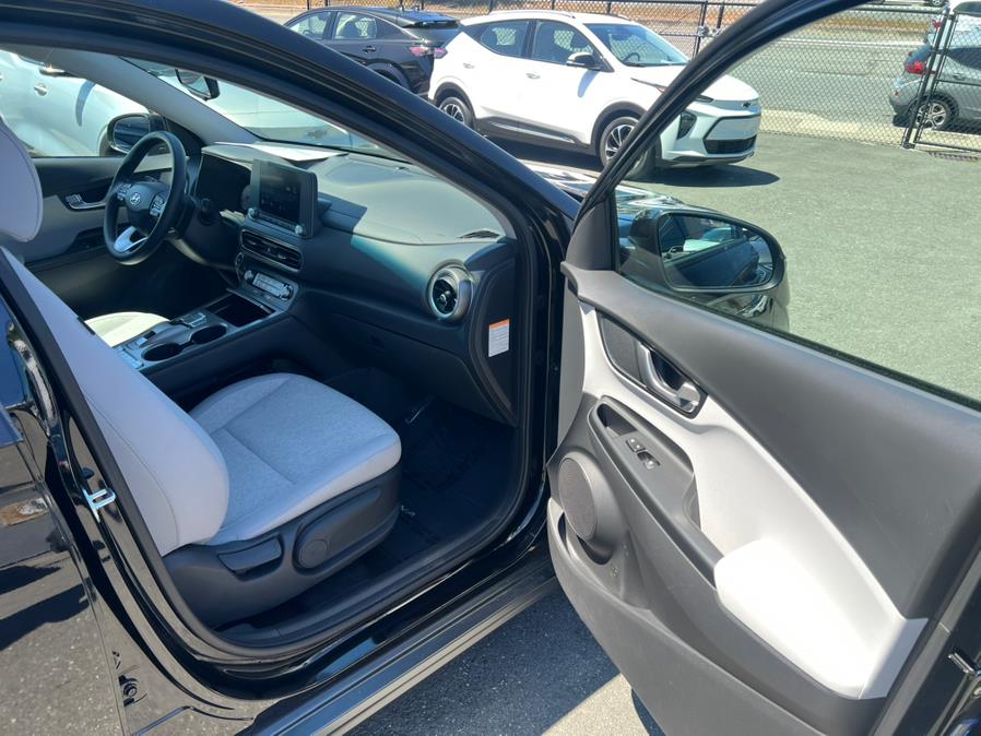 2023 Hyundai Kona Electric SE FWD, available for sale in Daly City, California | Green Light Auto Wholesale. Daly City, California 2023 Hyundai Kona Electric SE FWD, available for sale in Daly City, California | Green Light Auto Wholesale. Daly City, California
