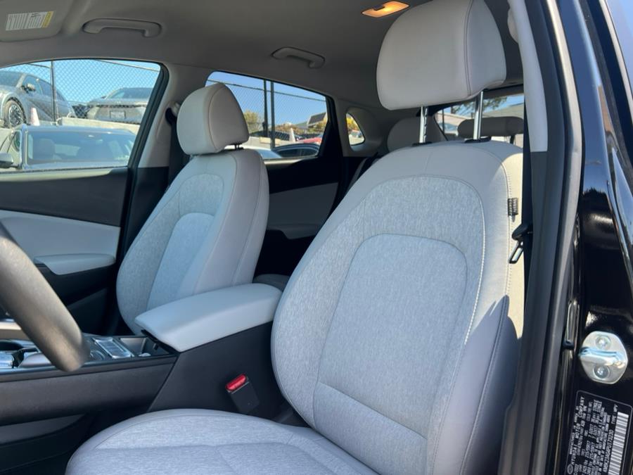 2023 Hyundai Kona Electric SE FWD, available for sale in Daly City, California | Green Light Auto Wholesale. Daly City, California 2023 Hyundai Kona Electric SE FWD, available for sale in Daly City, California | Green Light Auto Wholesale. Daly City, California