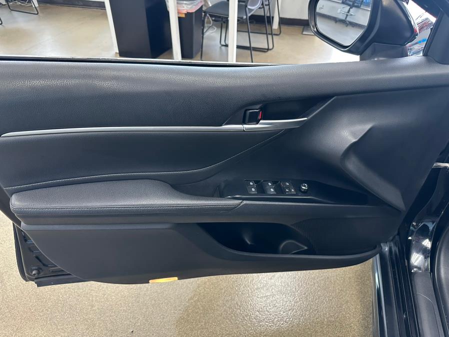 2018 Toyota Camry XSE V6 Auto (Natl), available for sale in Inwood, New York | 5 Towns Drive. Inwood, New York 2018 Toyota Camry XSE V6 Auto (Natl), available for sale in Inwood, New York | 5 Towns Drive. Inwood, New York