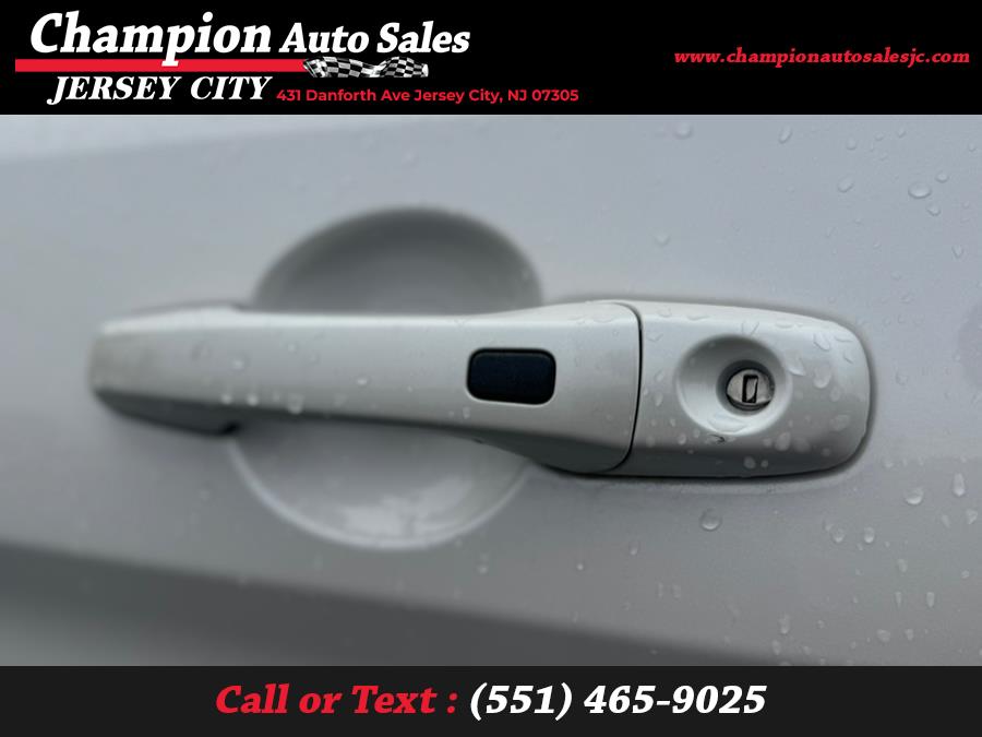 2018 Ford Explorer XLT 4WD, available for sale in Jersey City, New Jersey | Champion Auto Sales. Jersey City, New Jersey 2018 Ford Explorer XLT 4WD, available for sale in Jersey City, New Jersey | Champion Auto Sales. Jersey City, New Jersey