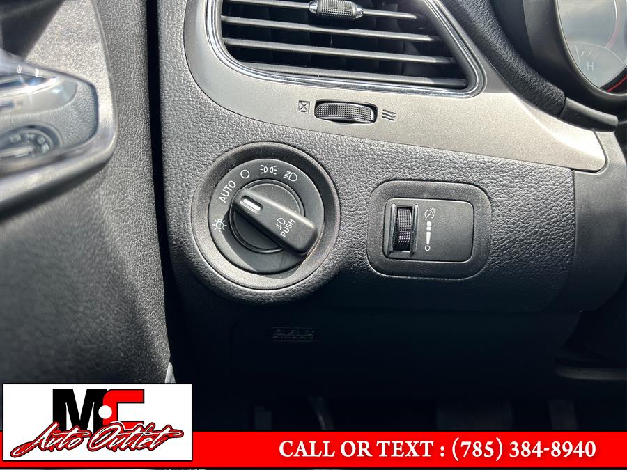2020 Dodge Journey Crossroad FWD, available for sale in Colby, Kansas | M C Auto Outlet Inc. Colby, Kansas 2020 Dodge Journey Crossroad FWD, available for sale in Colby, Kansas | M C Auto Outlet Inc. Colby, Kansas