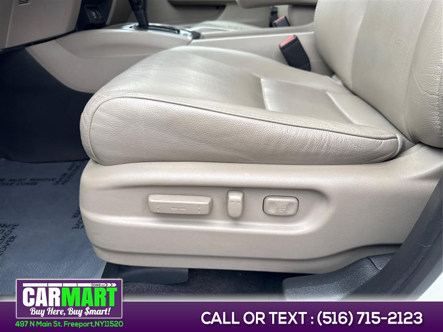 2017 Honda Pilot EX-L w/Honda Sensing AWD, available for sale in Freeport, New York | Carmart One LLC. Freeport, New York 2017 Honda Pilot EX-L w/Honda Sensing AWD, available for sale in Freeport, New York | Carmart One LLC. Freeport, New York
