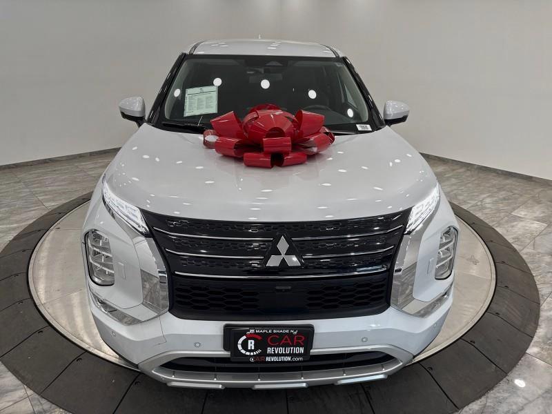2023 Mitsubishi Outlander SE S-AWC, available for sale in Maple Shade, New Jersey | Car Revolution. Maple Shade, New Jersey 2023 Mitsubishi Outlander SE S-AWC, available for sale in Maple Shade, New Jersey | Car Revolution. Maple Shade, New Jersey