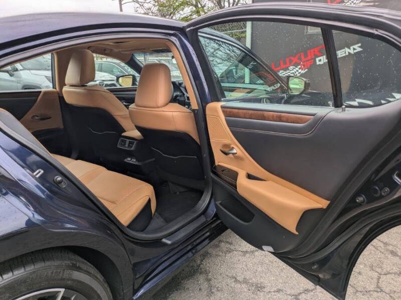 2023 Lexus ES ES 350 FWD, available for sale in Long Island City, New York | Luxury Of Queens. Long Island City, New York 2023 Lexus ES ES 350 FWD, available for sale in Long Island City, New York | Luxury Of Queens. Long Island City, New York