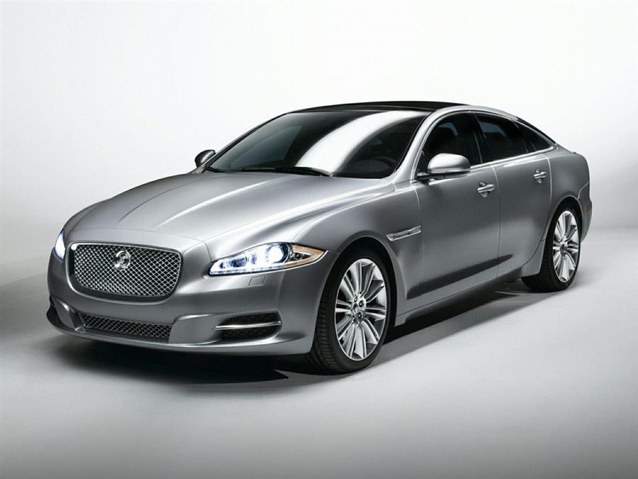 Used 2011 Jaguar Xj in Floral Park, New York | Shop Auto NY. Floral Park, New York
