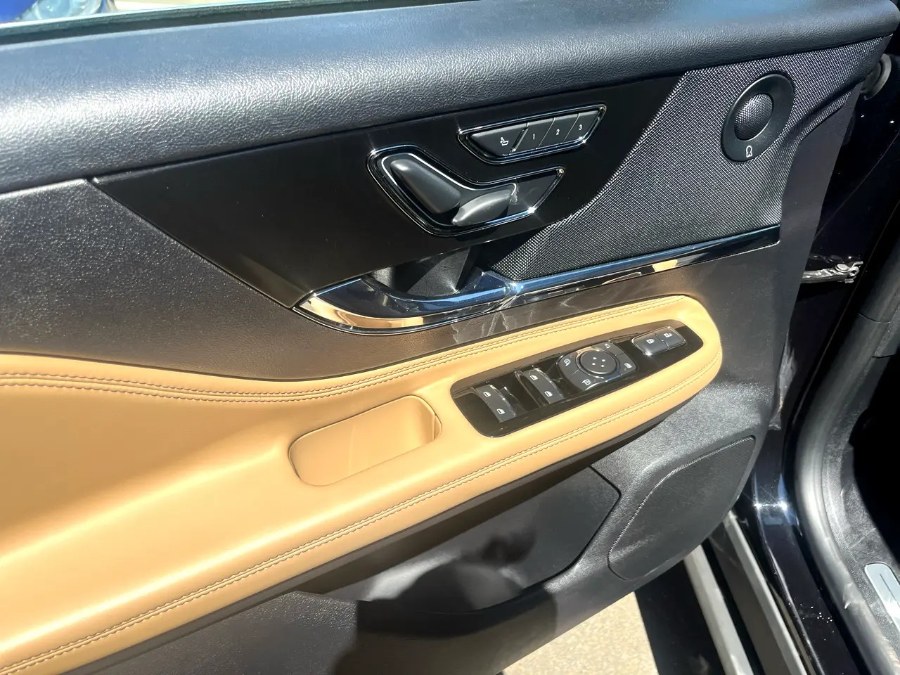 2022 Lincoln Corsair Reserve AWD, available for sale in Branford, Connecticut | J&E Auto Sales LLC. Branford, Connecticut 2022 Lincoln Corsair Reserve AWD, available for sale in Branford, Connecticut | J&E Auto Sales LLC. Branford, Connecticut