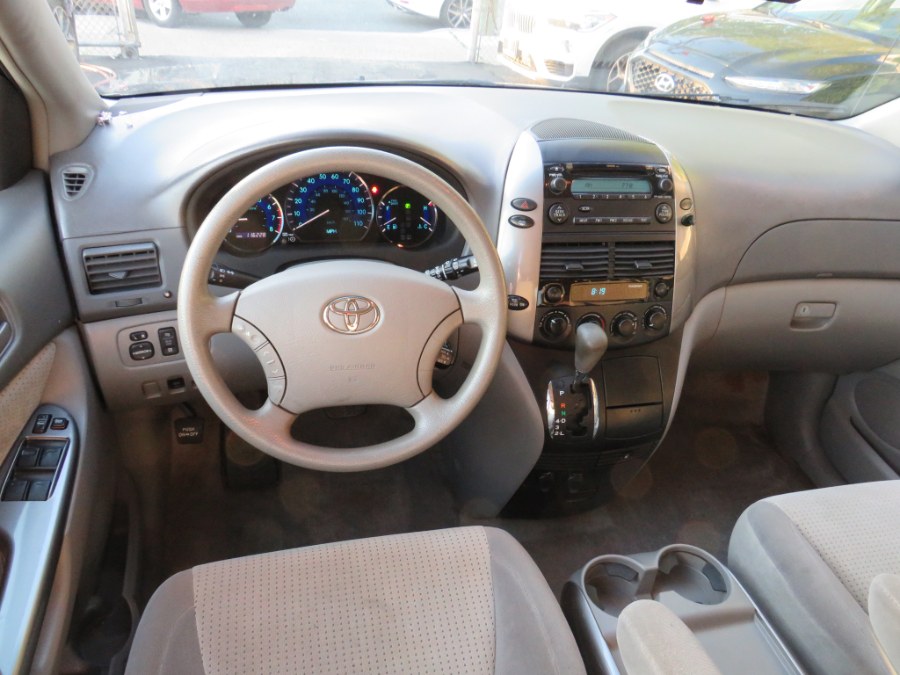 2008 Toyota Sienna 5dr 7-Pass Van LE FWD (Natl), available for sale in Middle Village, New York | Road Masters II INC. Middle Village, New York 2008 Toyota Sienna 5dr 7-Pass Van LE FWD (Natl), available for sale in Middle Village, New York | Road Masters II INC. Middle Village, New York