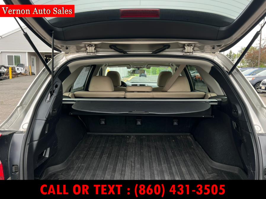 2018 Subaru Outback 2.5i Limited, available for sale in Manchester, Connecticut | Vernon Auto Sale & Service. Manchester, Connecticut 2018 Subaru Outback 2.5i Limited, available for sale in Manchester, Connecticut | Vernon Auto Sale & Service. Manchester, Connecticut