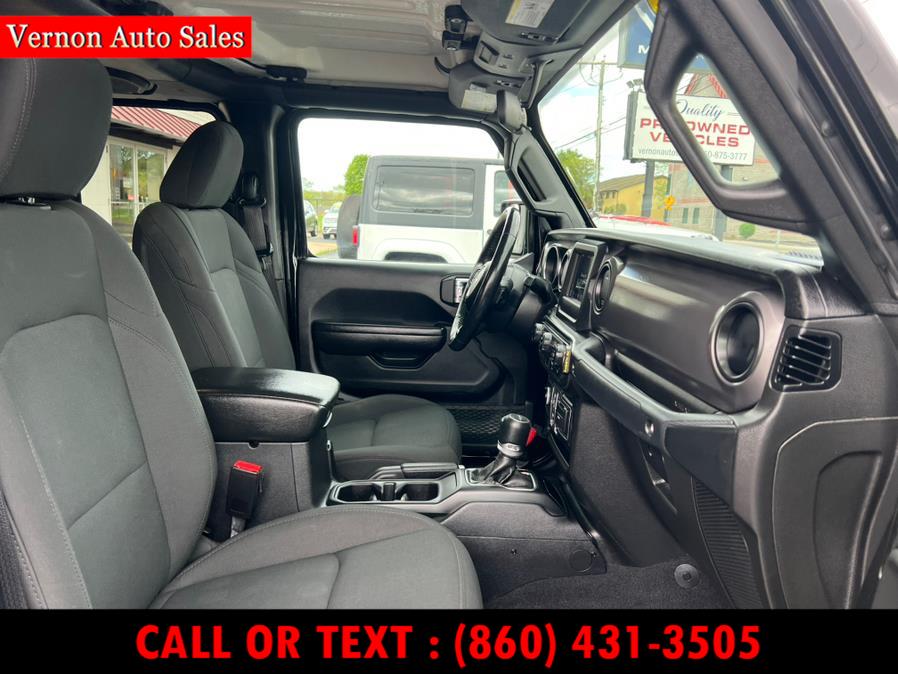 2021 Jeep Gladiator Willys 4x4, available for sale in Manchester, Connecticut | Vernon Auto Sale & Service. Manchester, Connecticut 2021 Jeep Gladiator Willys 4x4, available for sale in Manchester, Connecticut | Vernon Auto Sale & Service. Manchester, Connecticut