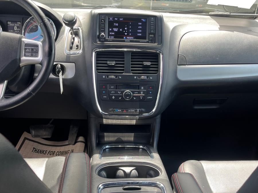 2019 Dodge Grand Caravan GT Wagon, available for sale in Rosedale, New York | Sunrise Auto Sales. Rosedale, New York 2019 Dodge Grand Caravan GT Wagon, available for sale in Rosedale, New York | Sunrise Auto Sales. Rosedale, New York