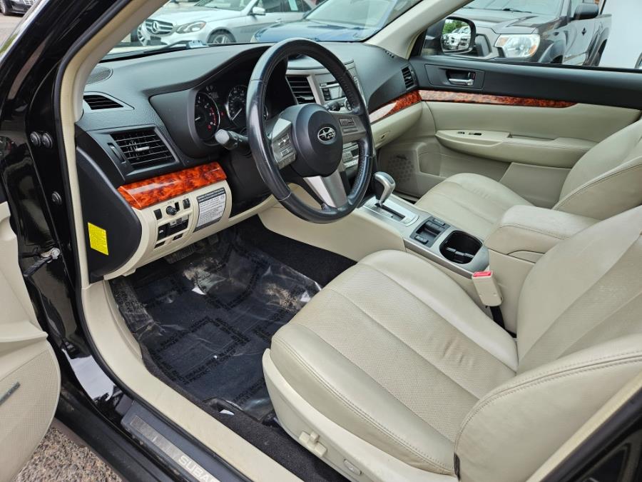 2011 Subaru Outback 4dr Wgn H4 Auto 2.5i Limited Pwr Moon, available for sale in East Windsor, Connecticut | Toro Auto. East Windsor, Connecticut 2011 Subaru Outback 4dr Wgn H4 Auto 2.5i Limited Pwr Moon, available for sale in East Windsor, Connecticut | Toro Auto. East Windsor, Connecticut