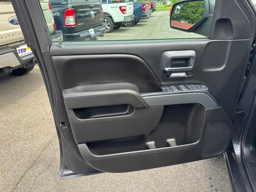 2015 Chevrolet Silverado 1500 4WD Double Cab 143.5" LT w/1LT, available for sale in Berlin, Connecticut | Tru Auto Mall. Berlin, Connecticut 2015 Chevrolet Silverado 1500 4WD Double Cab 143.5" LT w/1LT, available for sale in Berlin, Connecticut | Tru Auto Mall. Berlin, Connecticut