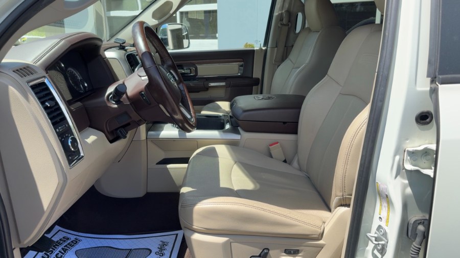 2018 Ram 2500 Laramie 4x4 Mega Cab 6''4" Box, available for sale in Waterbury, Connecticut | West End Automotive Center. Waterbury, Connecticut 2018 Ram 2500 Laramie 4x4 Mega Cab 6''4" Box, available for sale in Waterbury, Connecticut | West End Automotive Center. Waterbury, Connecticut
