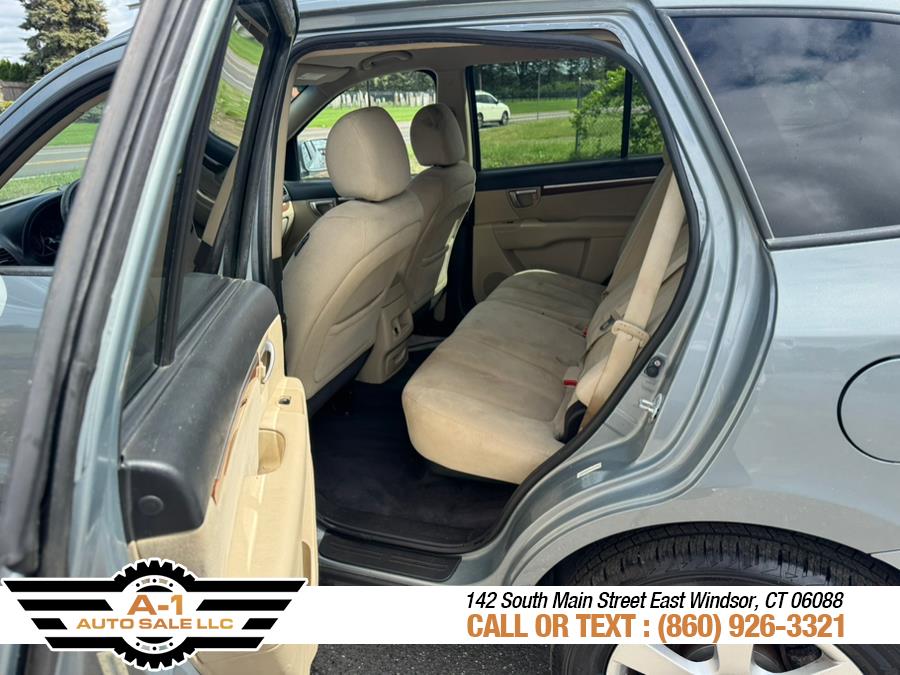 2008 Hyundai Santa Fe FWD 4dr Auto SE, available for sale in East Windsor, Connecticut | A1 Auto Sale LLC. East Windsor, Connecticut 2008 Hyundai Santa Fe FWD 4dr Auto SE, available for sale in East Windsor, Connecticut | A1 Auto Sale LLC. East Windsor, Connecticut