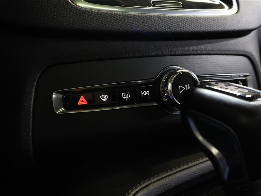 2020 Volvo Xc90 T5 MOMENTUM, available for sale in Paterson, New Jersey | Fast Track Motors. Paterson, New Jersey 2020 Volvo Xc90 T5 MOMENTUM, available for sale in Paterson, New Jersey | Fast Track Motors. Paterson, New Jersey
