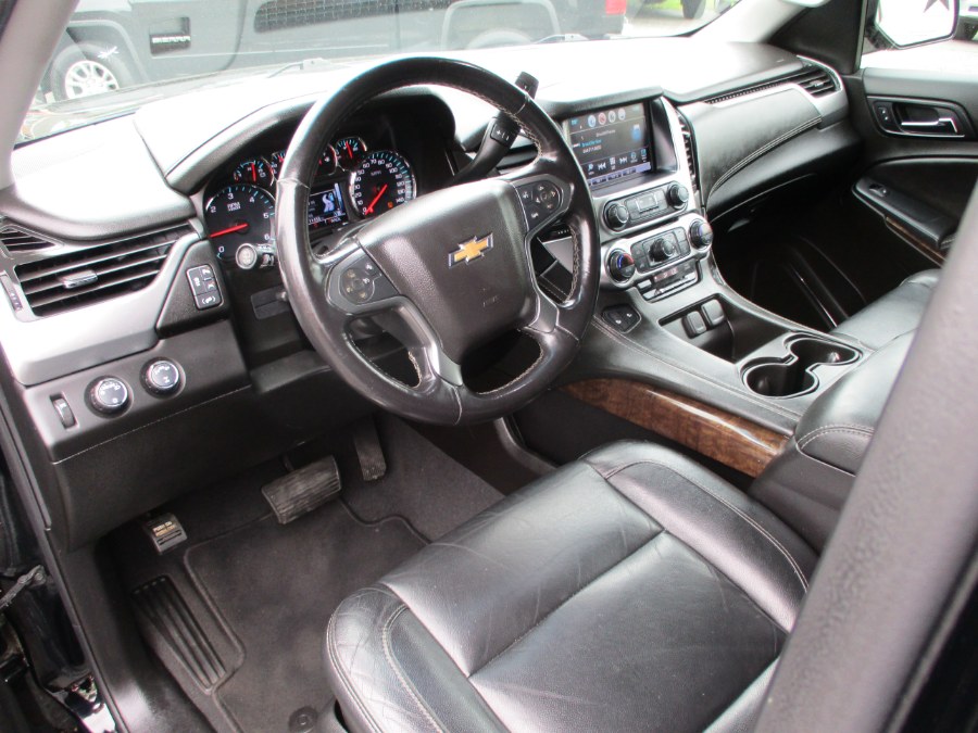 2019 Chevrolet Suburban 4WD 4dr 1500 LT, available for sale in Suffield, Connecticut | Suffield Auto LLC. Suffield, Connecticut 2019 Chevrolet Suburban 4WD 4dr 1500 LT, available for sale in Suffield, Connecticut | Suffield Auto LLC. Suffield, Connecticut
