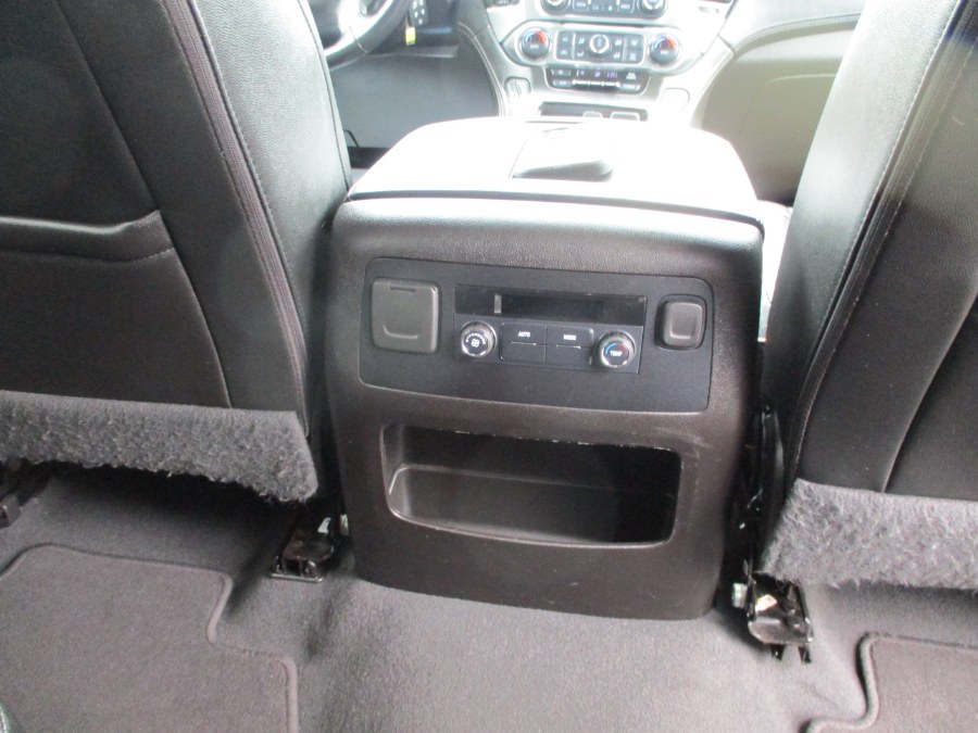 2019 Chevrolet Suburban 4WD 4dr 1500 LT, available for sale in Suffield, Connecticut | Suffield Auto LLC. Suffield, Connecticut 2019 Chevrolet Suburban 4WD 4dr 1500 LT, available for sale in Suffield, Connecticut | Suffield Auto LLC. Suffield, Connecticut