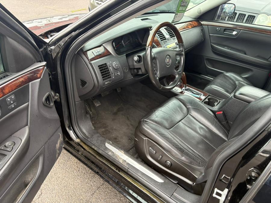2010 Cadillac DTS 4dr Sdn w/1SC, available for sale in East Windsor, Connecticut | CT Car Co LLC. East Windsor, Connecticut 2010 Cadillac DTS 4dr Sdn w/1SC, available for sale in East Windsor, Connecticut | CT Car Co LLC. East Windsor, Connecticut