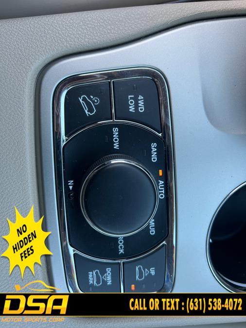 2015 Jeep Grand Cherokee 4WD 4dr Overland, available for sale in Commack, New York | DSA Motor Sports Corp. Commack, New York 2015 Jeep Grand Cherokee 4WD 4dr Overland, available for sale in Commack, New York | DSA Motor Sports Corp. Commack, New York