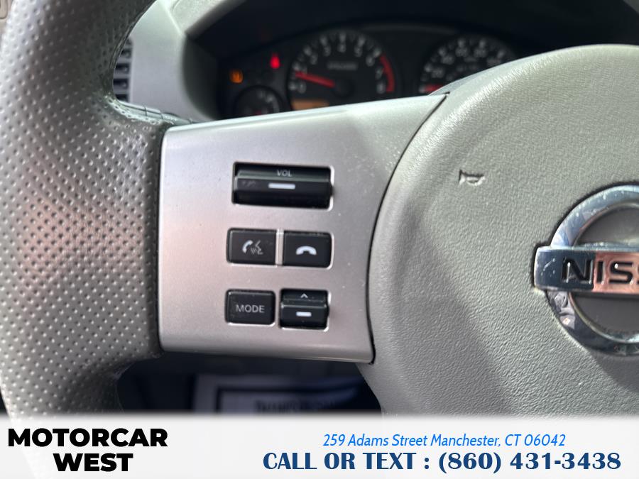 2013 Nissan Frontier 4WD Crew Cab SWB Auto SV, available for sale in Manchester, Connecticut | Motorcar West. Manchester, Connecticut 2013 Nissan Frontier 4WD Crew Cab SWB Auto SV, available for sale in Manchester, Connecticut | Motorcar West. Manchester, Connecticut