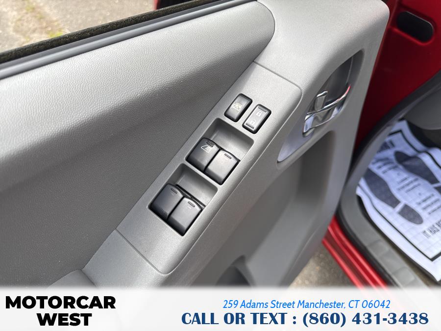 2013 Nissan Frontier 4WD Crew Cab SWB Auto SV, available for sale in Manchester, Connecticut | Motorcar West. Manchester, Connecticut 2013 Nissan Frontier 4WD Crew Cab SWB Auto SV, available for sale in Manchester, Connecticut | Motorcar West. Manchester, Connecticut