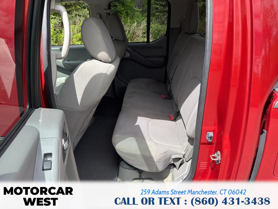 2013 Nissan Frontier 4WD Crew Cab SWB Auto SV, available for sale in Manchester, Connecticut | Motorcar West. Manchester, Connecticut 2013 Nissan Frontier 4WD Crew Cab SWB Auto SV, available for sale in Manchester, Connecticut | Motorcar West. Manchester, Connecticut