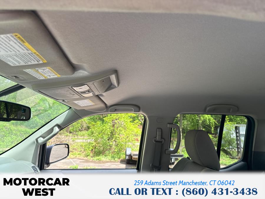 2013 Nissan Frontier 4WD Crew Cab SWB Auto SV, available for sale in Manchester, Connecticut | Motorcar West. Manchester, Connecticut 2013 Nissan Frontier 4WD Crew Cab SWB Auto SV, available for sale in Manchester, Connecticut | Motorcar West. Manchester, Connecticut