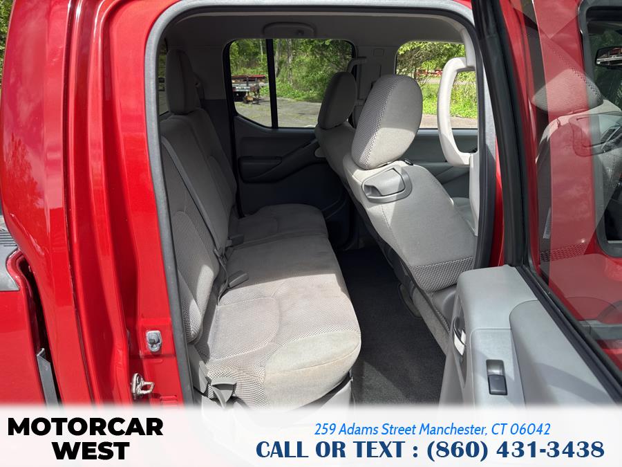 2013 Nissan Frontier 4WD Crew Cab SWB Auto SV, available for sale in Manchester, Connecticut | Motorcar West. Manchester, Connecticut 2013 Nissan Frontier 4WD Crew Cab SWB Auto SV, available for sale in Manchester, Connecticut | Motorcar West. Manchester, Connecticut