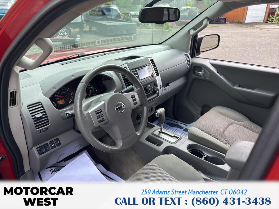2013 Nissan Frontier 4WD Crew Cab SWB Auto SV, available for sale in Manchester, Connecticut | Motorcar West. Manchester, Connecticut 2013 Nissan Frontier 4WD Crew Cab SWB Auto SV, available for sale in Manchester, Connecticut | Motorcar West. Manchester, Connecticut