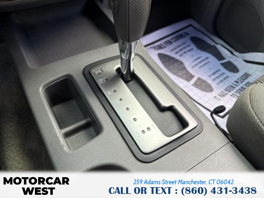 2013 Nissan Frontier 4WD Crew Cab SWB Auto SV, available for sale in Manchester, Connecticut | Motorcar West. Manchester, Connecticut 2013 Nissan Frontier 4WD Crew Cab SWB Auto SV, available for sale in Manchester, Connecticut | Motorcar West. Manchester, Connecticut