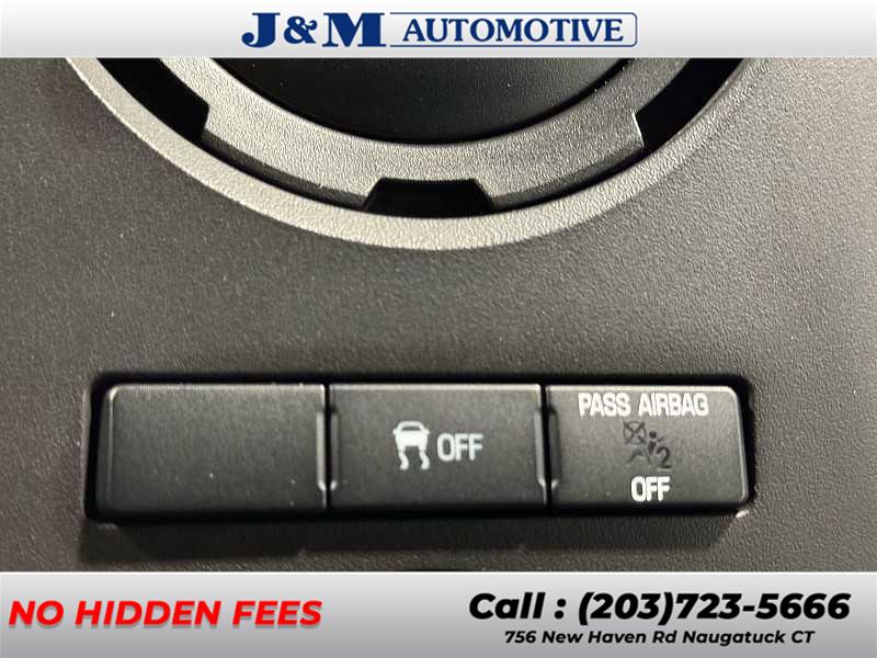 2015 Ford Super Duty F-250 Srw XL, available for sale in Naugatuck, Connecticut | J&M Automotive Sls&Svc LLC. Naugatuck, Connecticut 2015 Ford Super Duty F-250 Srw XL, available for sale in Naugatuck, Connecticut | J&M Automotive Sls&Svc LLC. Naugatuck, Connecticut