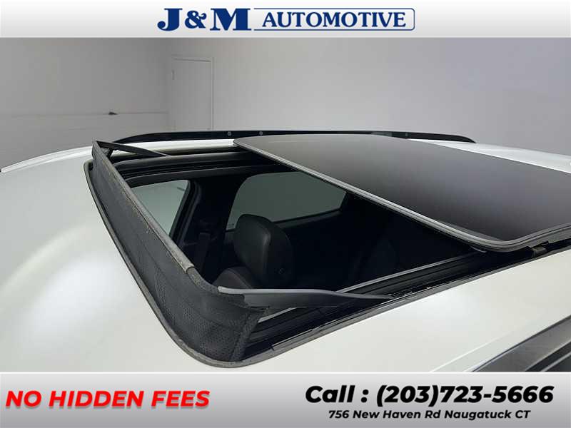2019 Chevrolet Blazer RS, available for sale in Naugatuck, Connecticut | J&M Automotive Sls&Svc LLC. Naugatuck, Connecticut 2019 Chevrolet Blazer RS, available for sale in Naugatuck, Connecticut | J&M Automotive Sls&Svc LLC. Naugatuck, Connecticut