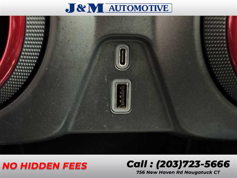 2019 Chevrolet Blazer RS, available for sale in Naugatuck, Connecticut | J&M Automotive Sls&Svc LLC. Naugatuck, Connecticut 2019 Chevrolet Blazer RS, available for sale in Naugatuck, Connecticut | J&M Automotive Sls&Svc LLC. Naugatuck, Connecticut