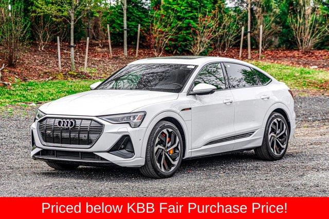 Used 2023 Audi E-tron Sportback in Great Neck, New York | Camy Cars. Great Neck, New York