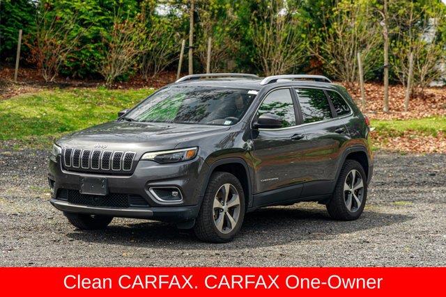 Used 2021 Jeep Cherokee in Great Neck, New York | Camy Cars. Great Neck, New York