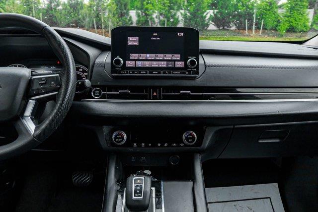 2023 Mitsubishi Outlander ES, available for sale in Great Neck, New York | Camy Cars. Great Neck, New York 2023 Mitsubishi Outlander ES, available for sale in Great Neck, New York | Camy Cars. Great Neck, New York