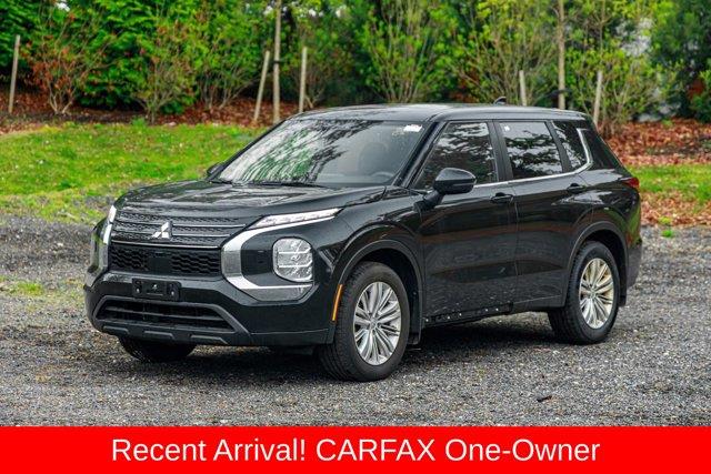 Used 2023 Mitsubishi Outlander in Great Neck, New York | Camy Cars. Great Neck, New York