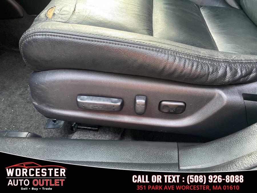 2010 Honda Accord Sdn 4dr V6 Auto EX-L, available for sale in Worcester, Massachusetts | Worcester Auto Outlet LLC. Worcester, Massachusetts 2010 Honda Accord Sdn 4dr V6 Auto EX-L, available for sale in Worcester, Massachusetts | Worcester Auto Outlet LLC. Worcester, Massachusetts