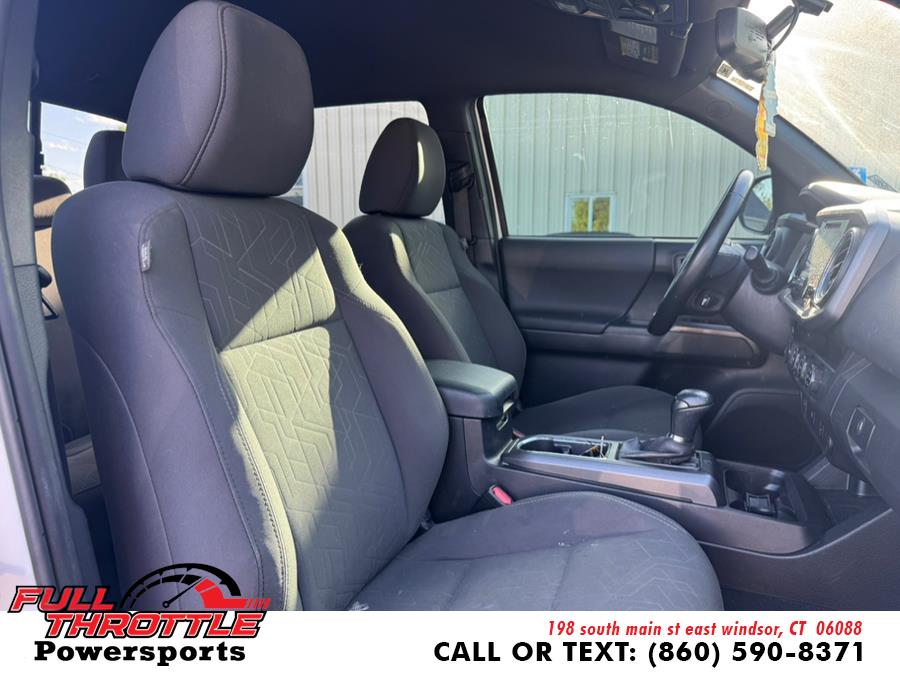 2016 Toyota Tacoma 4WD Double Cab LB V6 AT TRD Sport (Natl), available for sale in East Windsor, Connecticut | Full Throttle Power Sports LLC. East Windsor, Connecticut 2016 Toyota Tacoma 4WD Double Cab LB V6 AT TRD Sport (Natl), available for sale in East Windsor, Connecticut | Full Throttle Power Sports LLC. East Windsor, Connecticut