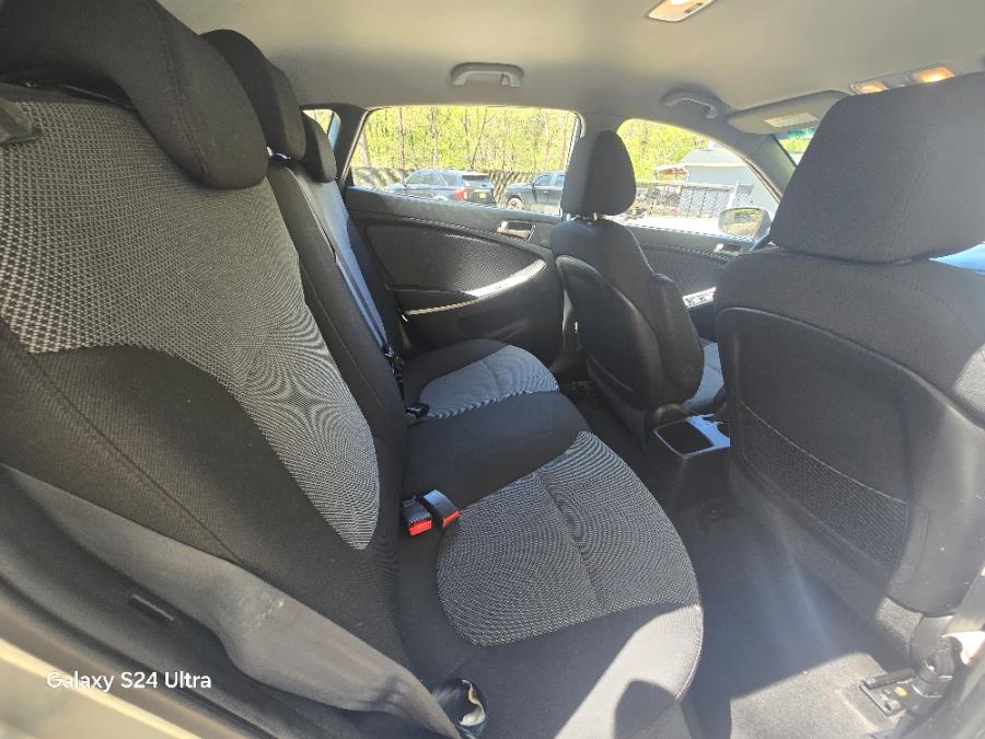 2014 Hyundai Accent 5dr HB Man SE, available for sale in Bloomingdale, New Jersey | Bloomingdale Auto Group. Bloomingdale, New Jersey 2014 Hyundai Accent 5dr HB Man SE, available for sale in Bloomingdale, New Jersey | Bloomingdale Auto Group. Bloomingdale, New Jersey
