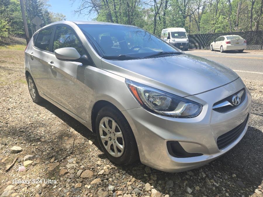 2014 Hyundai Accent 5dr HB Man SE, available for sale in Bloomingdale, New Jersey | Bloomingdale Auto Group. Bloomingdale, New Jersey 2014 Hyundai Accent 5dr HB Man SE, available for sale in Bloomingdale, New Jersey | Bloomingdale Auto Group. Bloomingdale, New Jersey