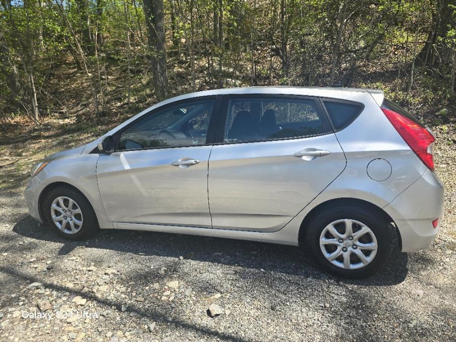 2014 Hyundai Accent 5dr HB Man SE, available for sale in Bloomingdale, New Jersey | Bloomingdale Auto Group. Bloomingdale, New Jersey 2014 Hyundai Accent 5dr HB Man SE, available for sale in Bloomingdale, New Jersey | Bloomingdale Auto Group. Bloomingdale, New Jersey
